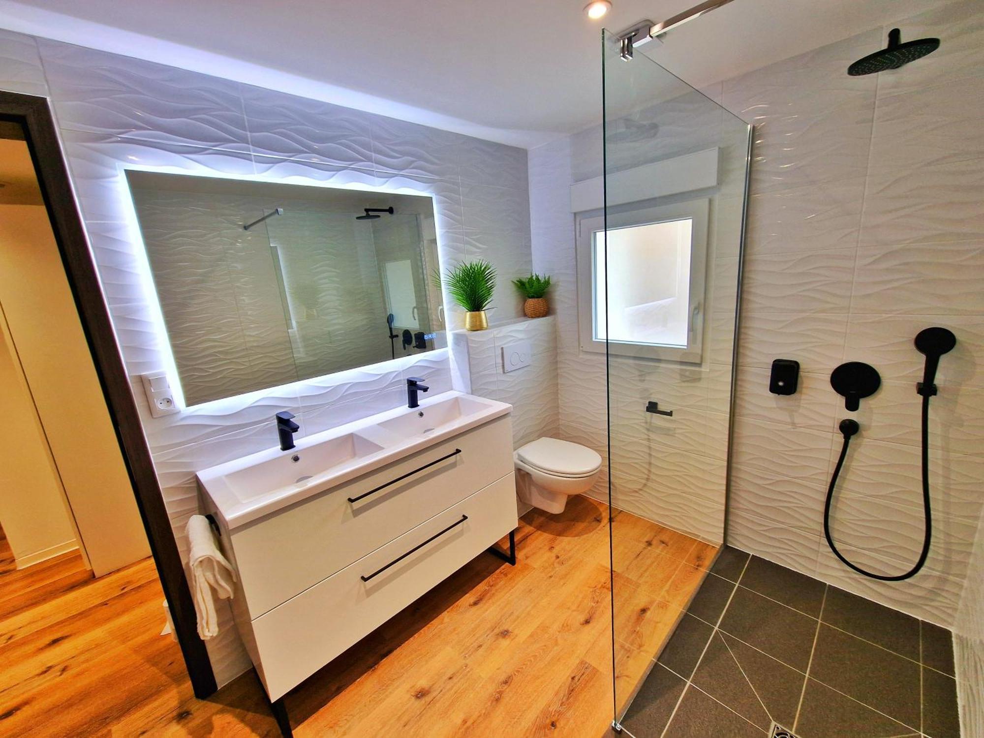Relax Spa-4 Pers-Jacuzzi-Parking-Jardin-Clim-Colmar Muntzenheim Dış mekan fotoğraf